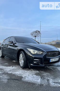 Infiniti Q50 LUXE