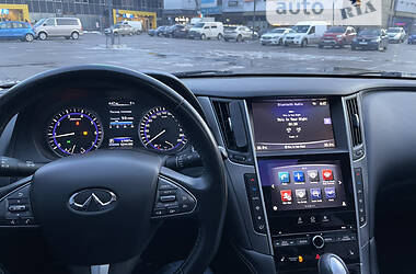 Infiniti Q50 LUXE