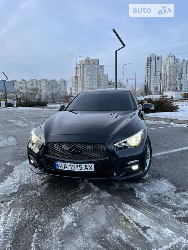 Infiniti Q50 LUXE