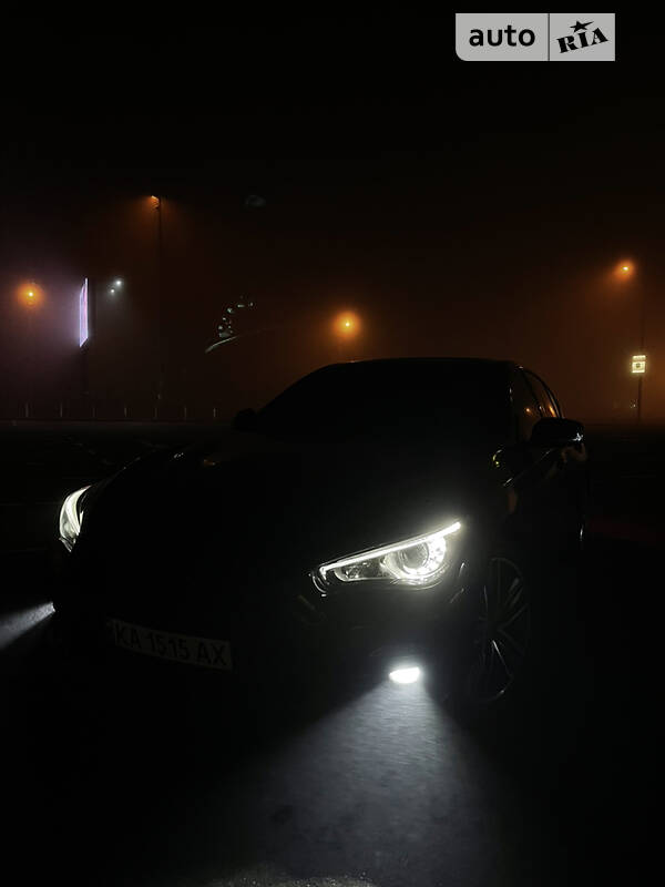 Infiniti Q50 LUXE