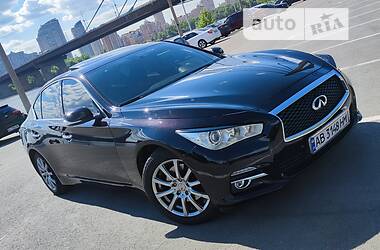 Седан Infiniti Q50 2015 в Киеве