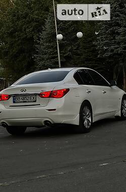 Седан Infiniti Q50 2016 в Днепре