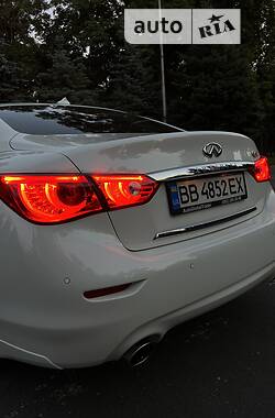 Седан Infiniti Q50 2016 в Днепре