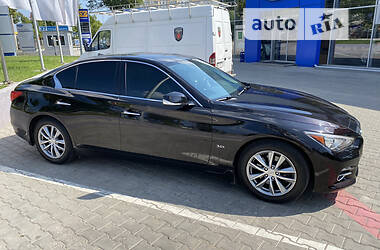 Седан Infiniti Q50 2016 в Николаеве