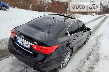 Седан Infiniti Q50 2016 в Вишневому