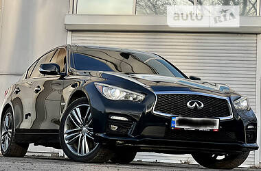 Седан Infiniti Q50 2014 в Днепре