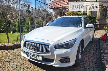 Седан Infiniti Q50 2016 в Луцке