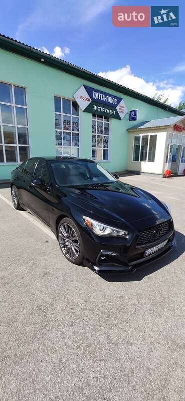 Седан Infiniti Q50 2017 в Чернигове