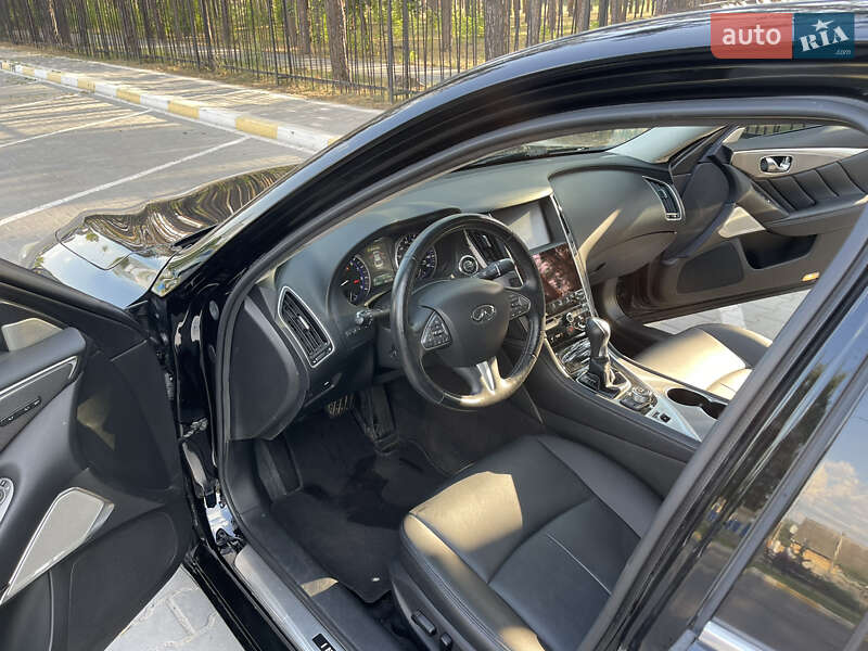 Седан Infiniti Q50 2016 в Києві