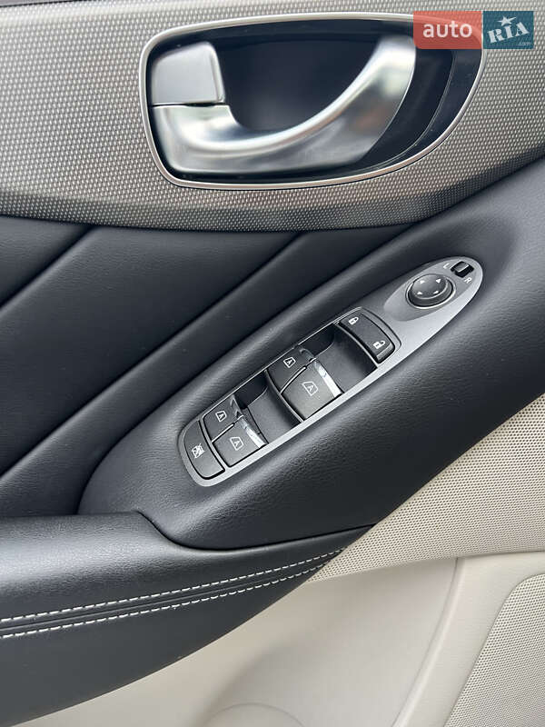 Седан Infiniti Q50 2020 в Вінниці