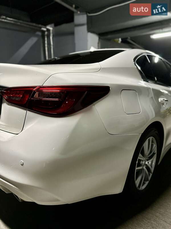 Седан Infiniti Q50 2018 в Одессе