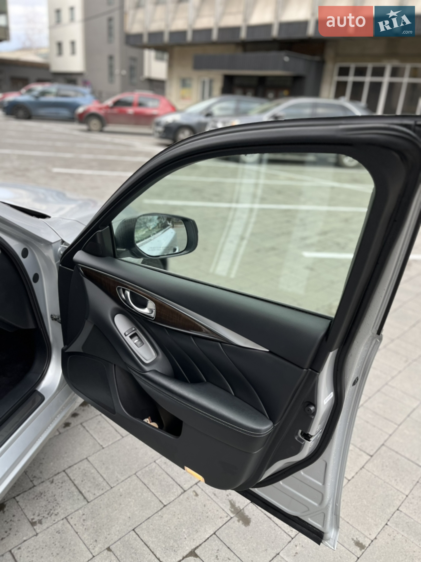 2017 Infiniti Q50 - мініатюра 4