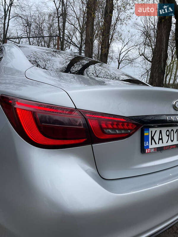 Седан Infiniti Q50 2017 в Киеве