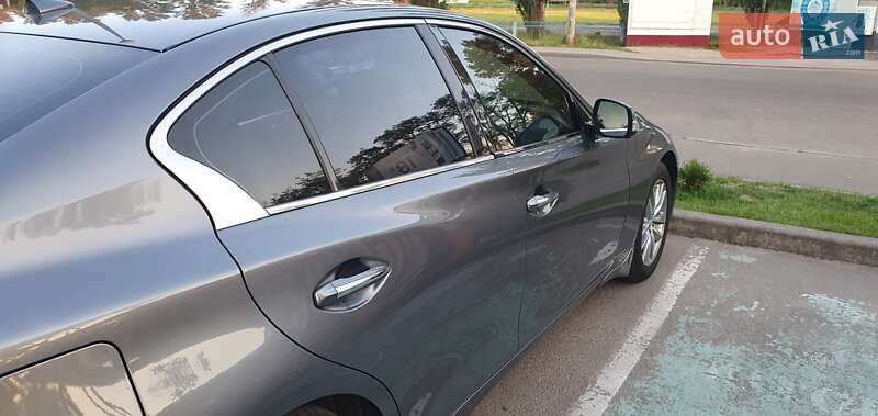 Седан Infiniti Q50 2016 в Києві