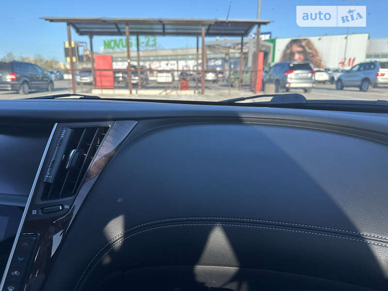 Седан Infiniti Q50 2018 в Киеве