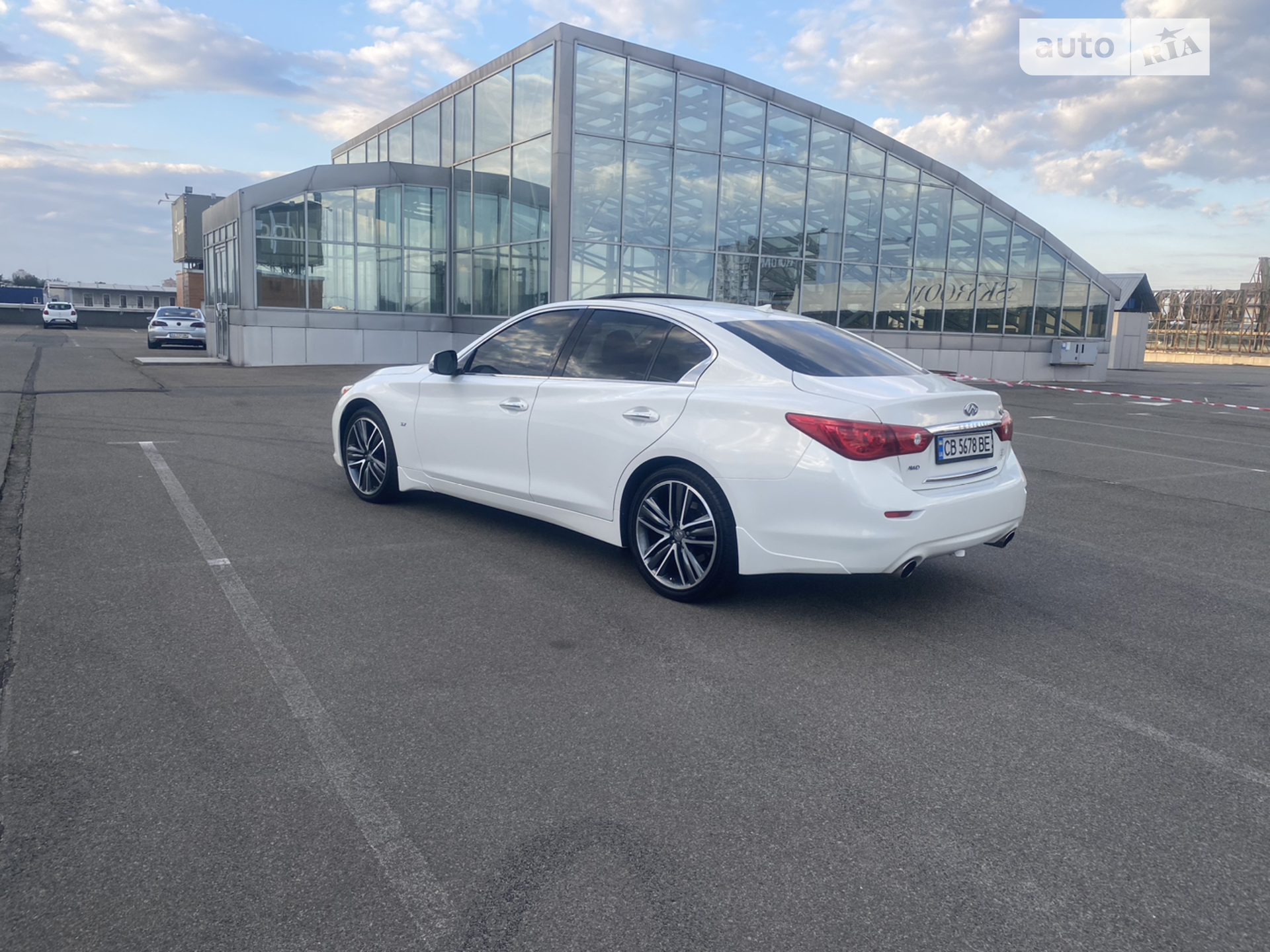 2015 Infiniti Q50 - мініатюра 15