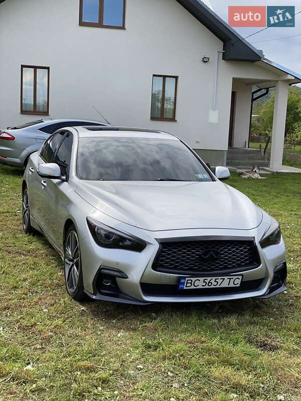 Седан Infiniti Q50 2016 в Львові