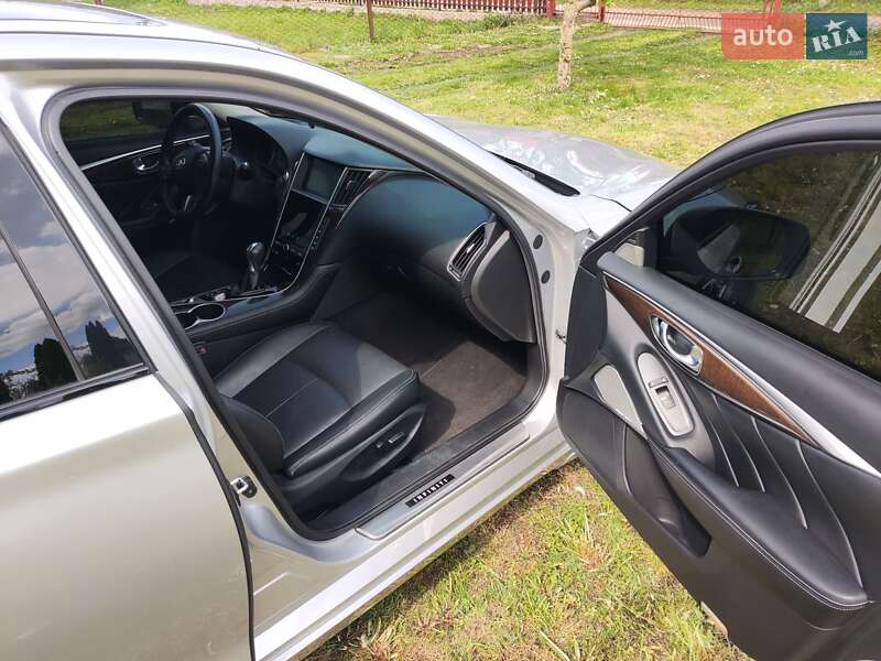 Седан Infiniti Q50 2016 в Львові