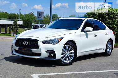 Седан Infiniti Q50 2017 в Киеве