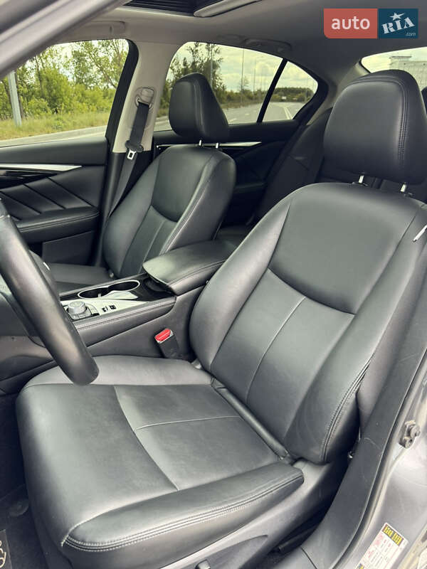 Седан Infiniti Q50 2017 в Хмельницком фото 21 Седан Infiniti Q50 2017 в Хмельницком