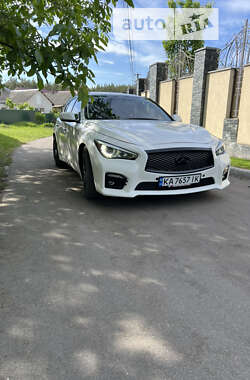 Седан Infiniti Q50 2015 в Киеве