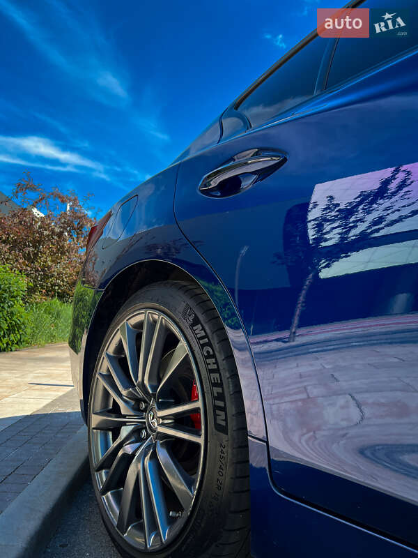 Седан Infiniti Q50 2016 в Києві