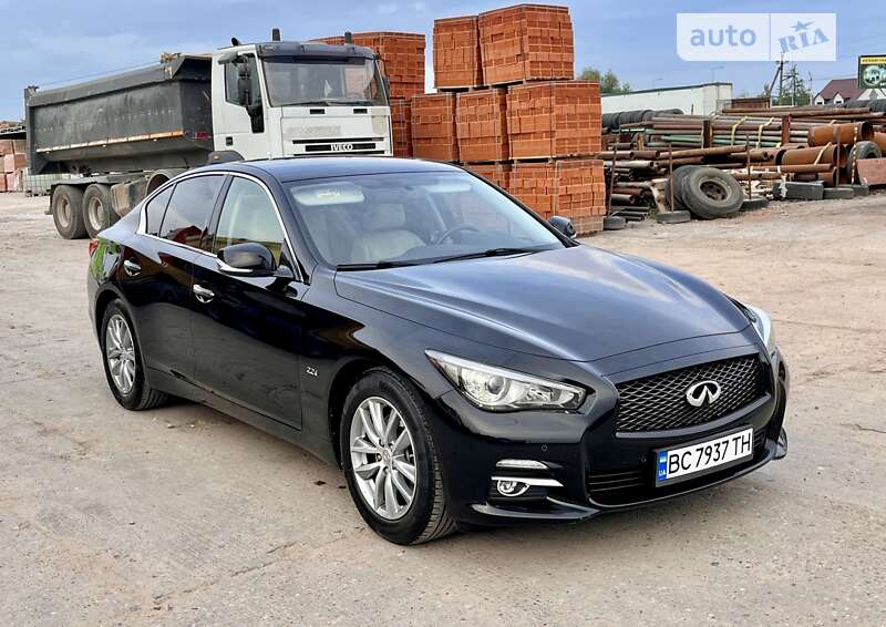 Седан Infiniti Q50 2016 в Львове