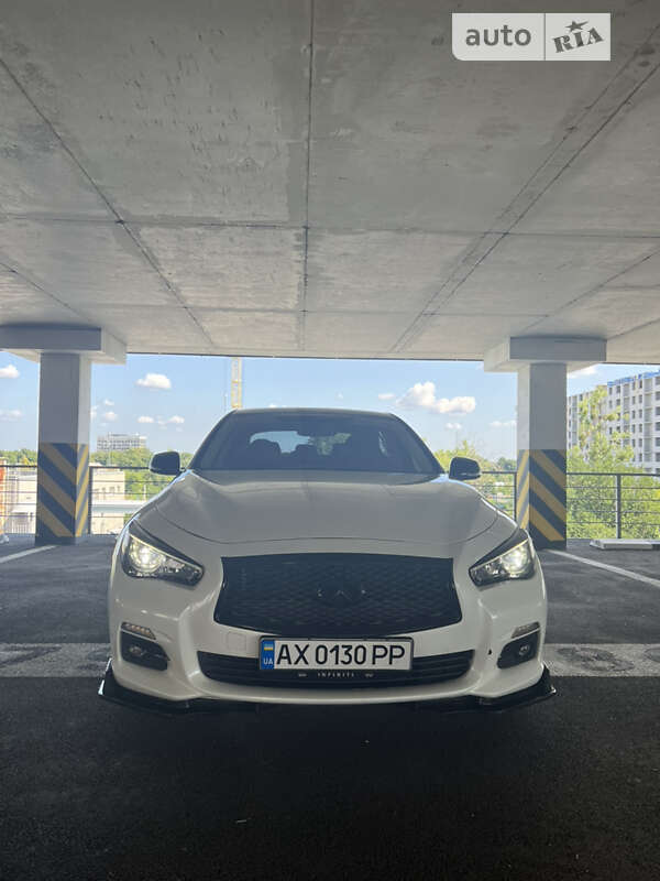 Infiniti Q50 2016