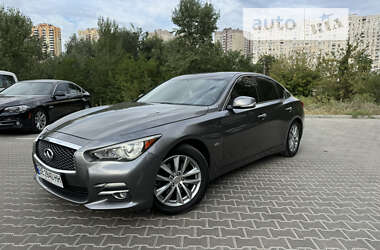 Седан Infiniti Q50 2015 в Киеве