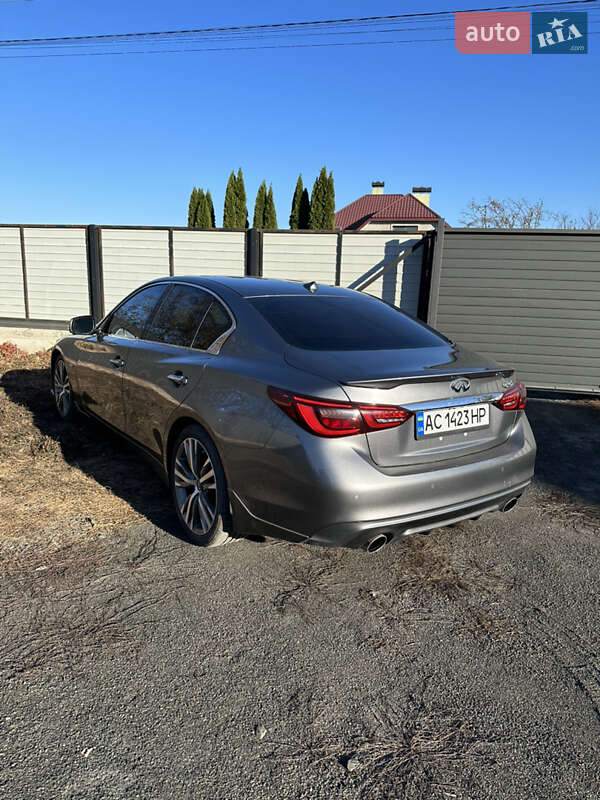 Седан Infiniti Q50 2019 в Нововолинську