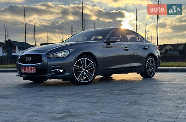 Седан Infiniti Q50 2014 в Києві