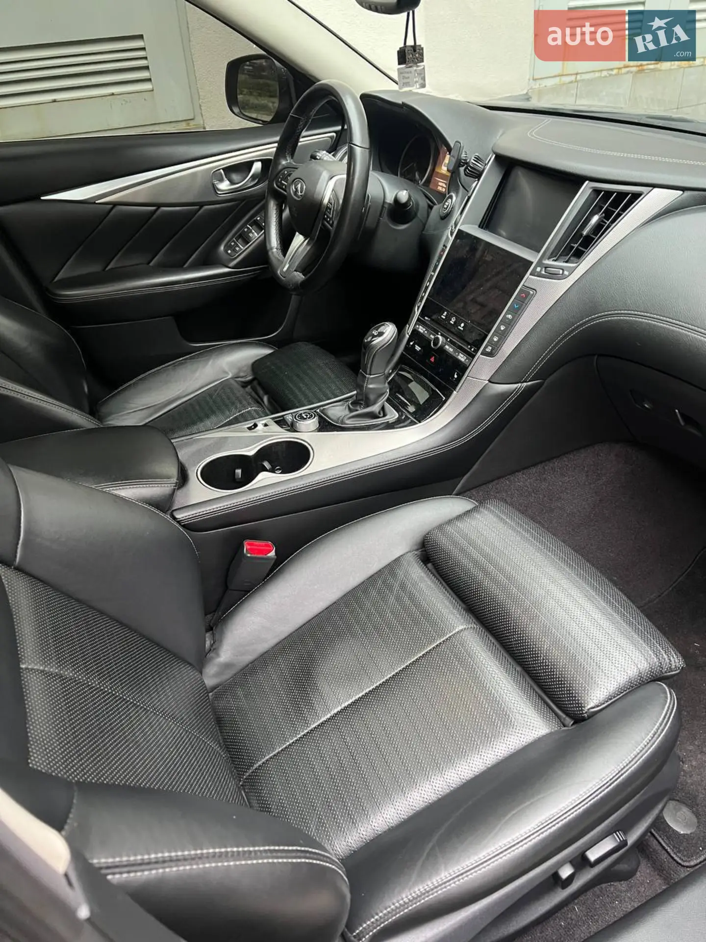 2017 Infiniti Q50 - мініатюра 8