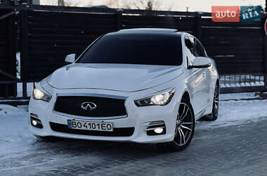 Седан Infiniti Q50 2015 в Тернополе