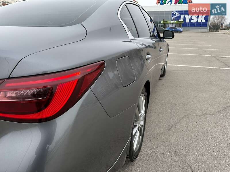 Седан Infiniti Q50 2018 в Запоріжжі