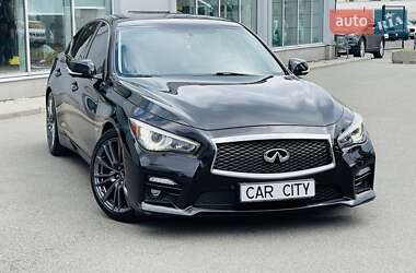 Седан Infiniti Q50 2016 в 