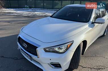 Седан Infiniti Q50 2017 в Умані