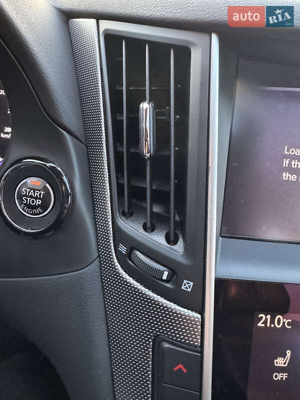 Седан Infiniti Q50 2016 в Одесі