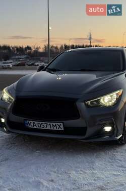 Седан Infiniti Q50 2016 в Киеве