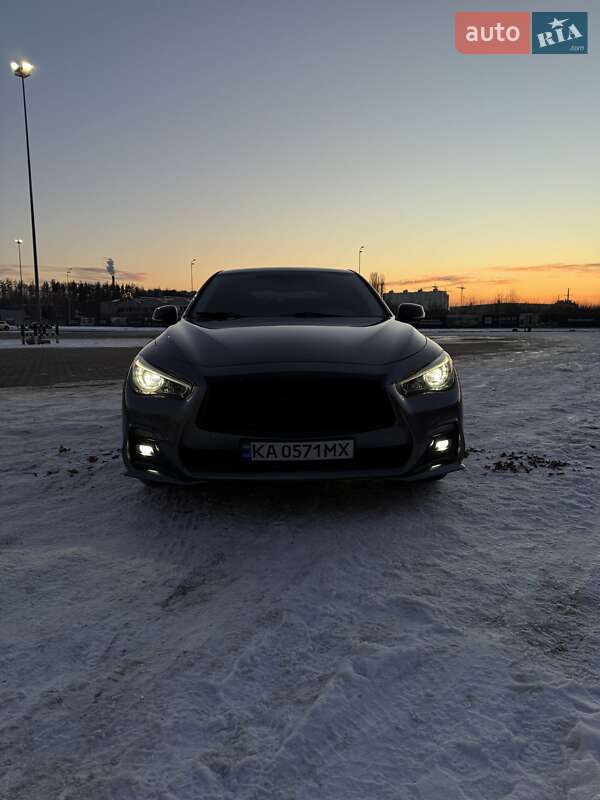 Седан Infiniti Q50 2016 в Киеве