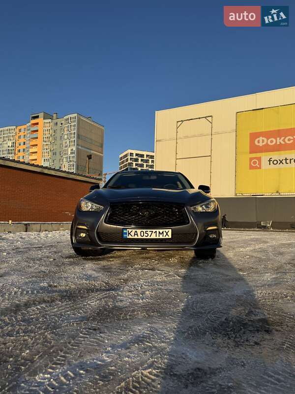 Седан Infiniti Q50 2016 в Киеве