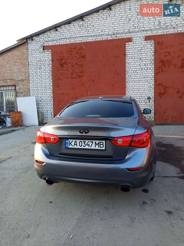 Седан Infiniti Q50 2017 в Киеве