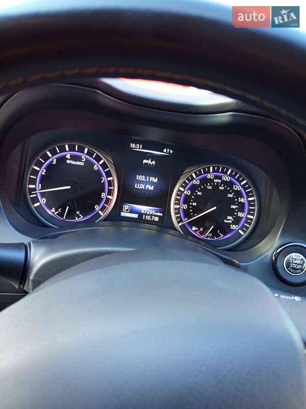 Седан Infiniti Q50 2017 в Киеве