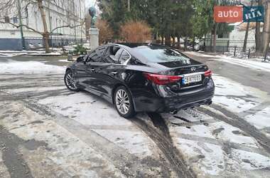 Седан Infiniti Q50 2017 в 