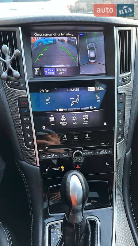 Седан Infiniti Q50 2016 в Ивано-Франковске