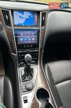Седан Infiniti Q50 2017 в 