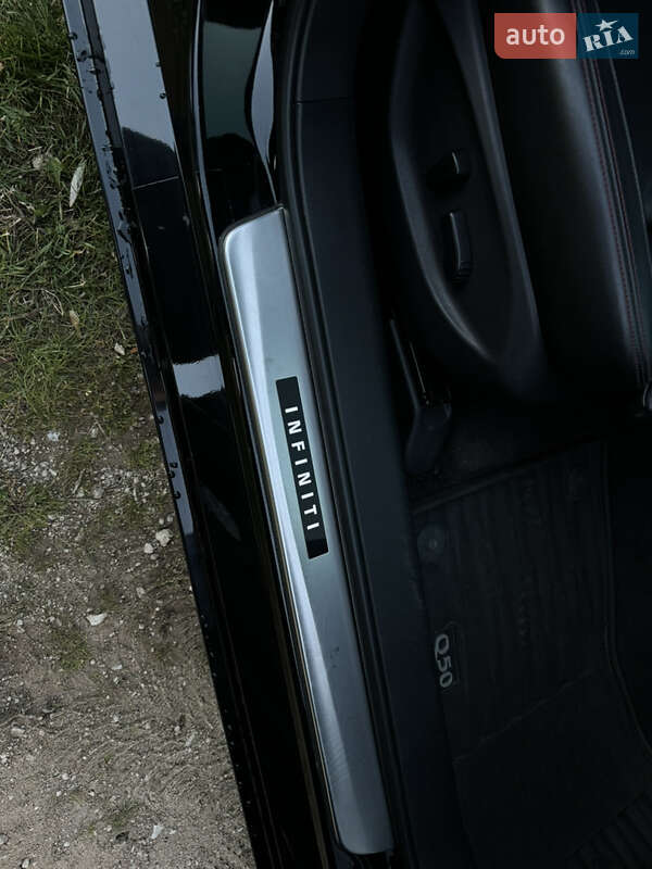 Седан Infiniti Q50 2018 в Днепре