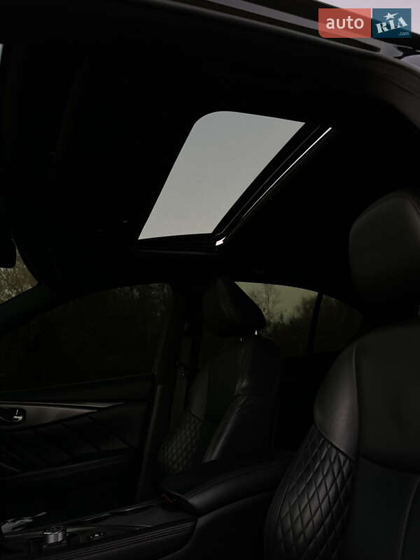 Седан Infiniti Q50 2018 в Днепре