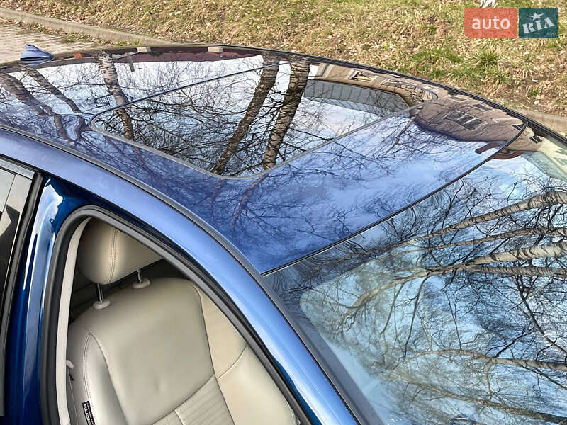 Седан Infiniti Q50 2016 в Луцьку