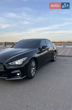 Седан Infiniti Q50 2019 в 