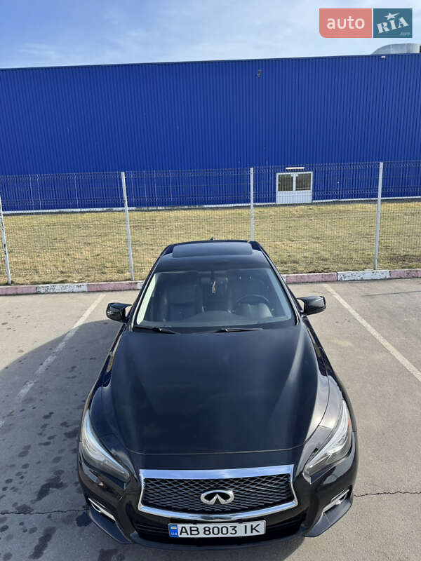 Седан Infiniti Q50 2016 в Виннице